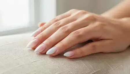 7 DELICADAS UNHAS EM GEL SIMPLES para Inspirar (Fotos e Tendências)
