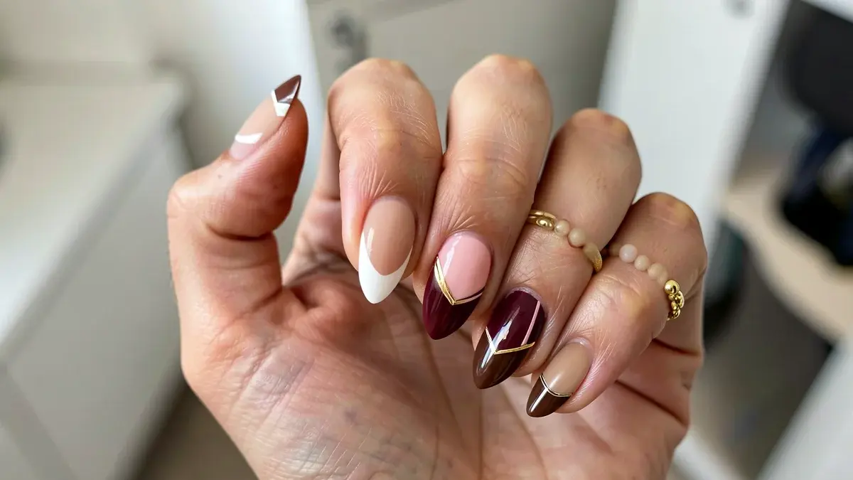 Unhas decoradas francesinhas: ideias para escolher a sua antes de ir à manicure Unhas decoradas francesinhas: ideias para escolher a sua antes de ir à manicure